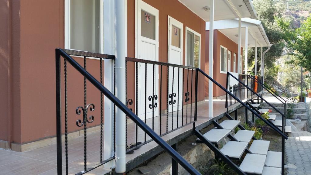George House Bed & Breakfast Faralya Exterior foto
